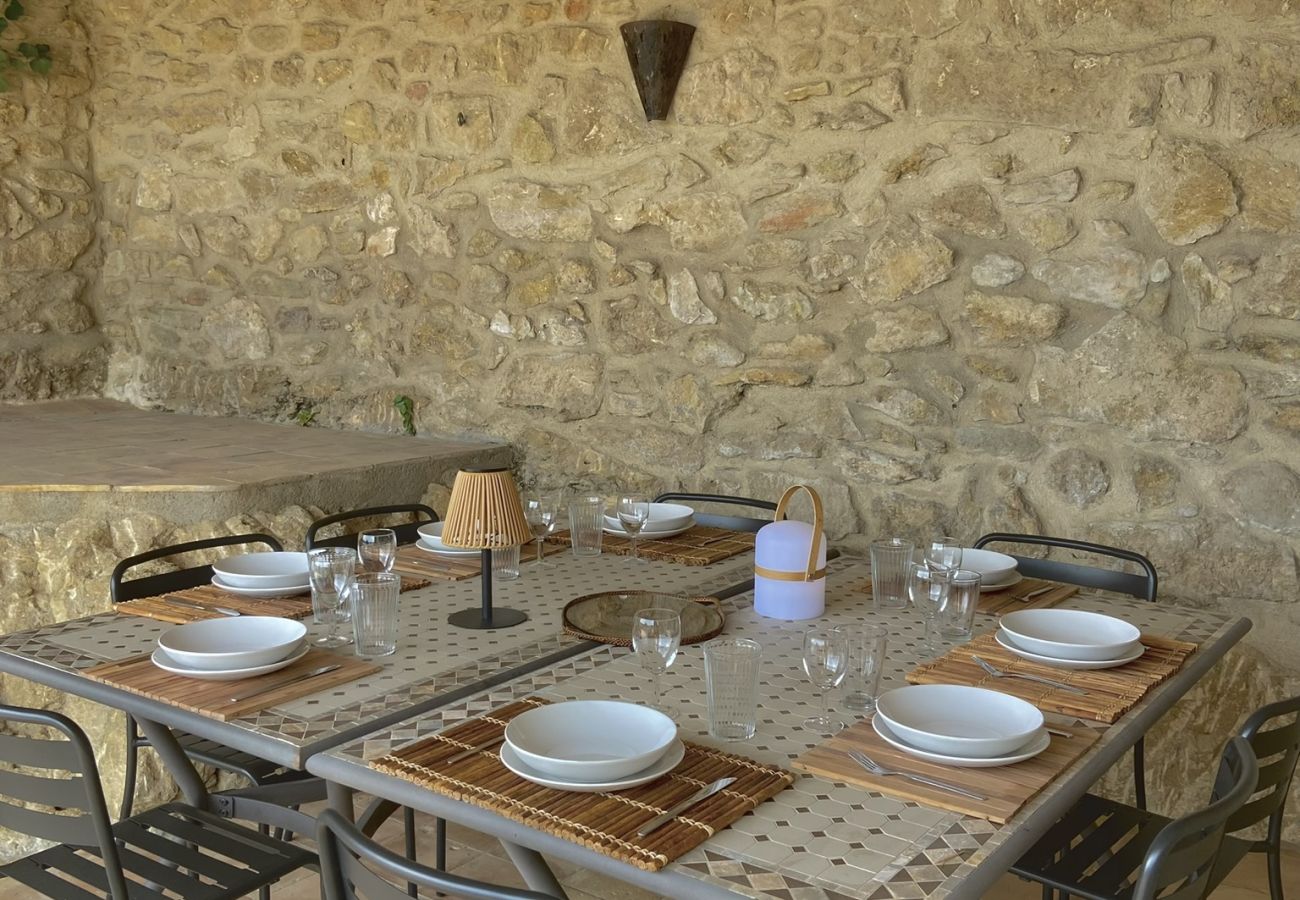Ferienhaus in Lambesc - Mas St-Roch 7 Personen mit Pool