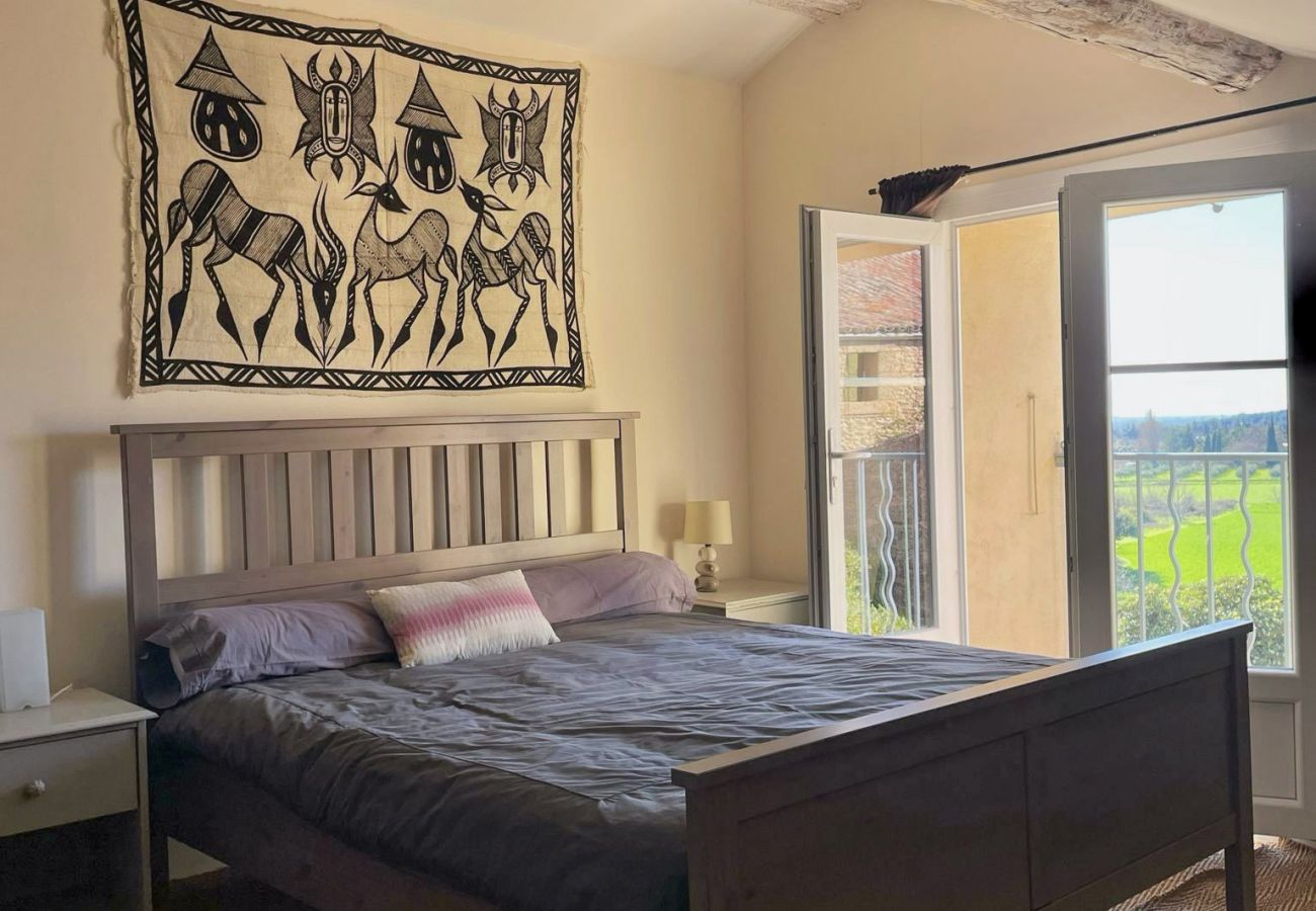 Cosy sleeping area with outside access and authentic charm