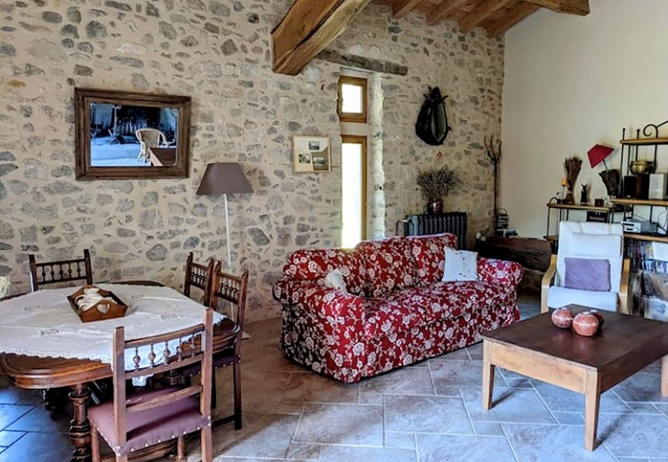 Villa à Bézaudun-sur-Bîne - Havre de Paix, maison de campagne avec un capacité d'accueil de 15 personnes