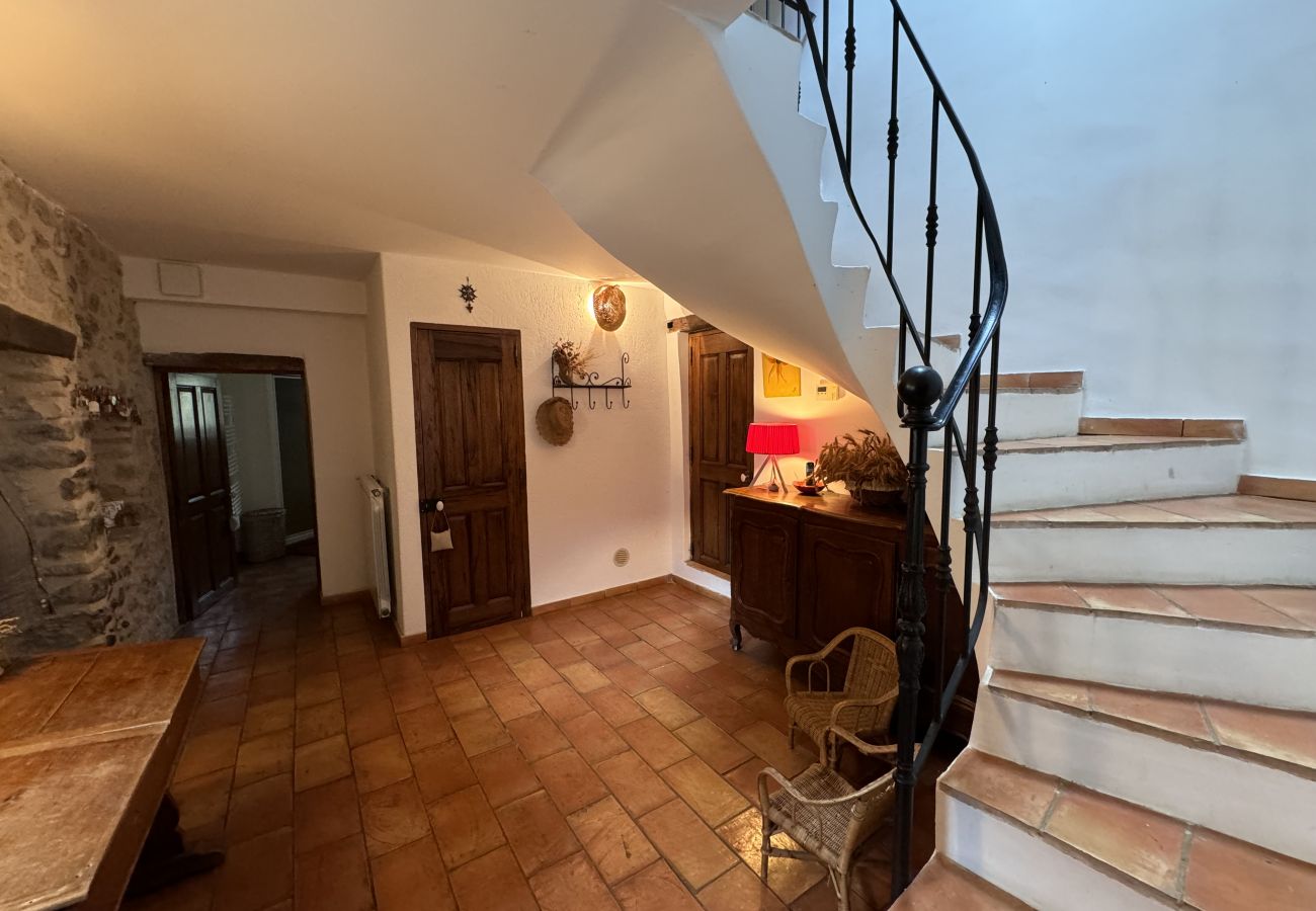Villa à Bézaudun-sur-Bîne - Havre de Paix, maison de campagne avec un capacité d'accueil de 15 personnes