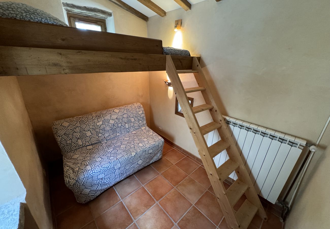 Villa à Bézaudun-sur-Bîne - Havre de Paix, maison de campagne avec un capacité d'accueil de 15 personnes