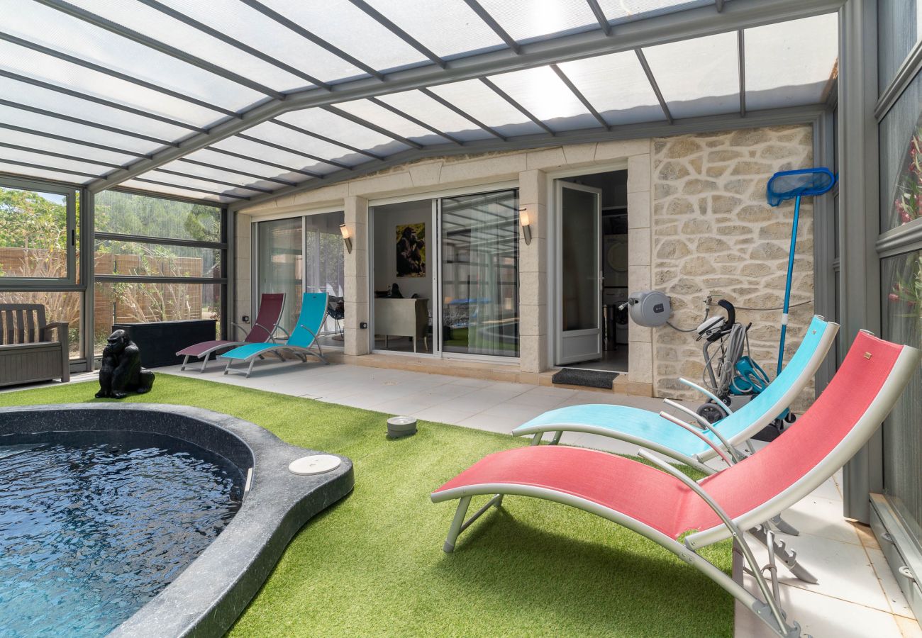 Maison à Caumont sur Durance - Maison avec piscine chauffée et jacuzzi 