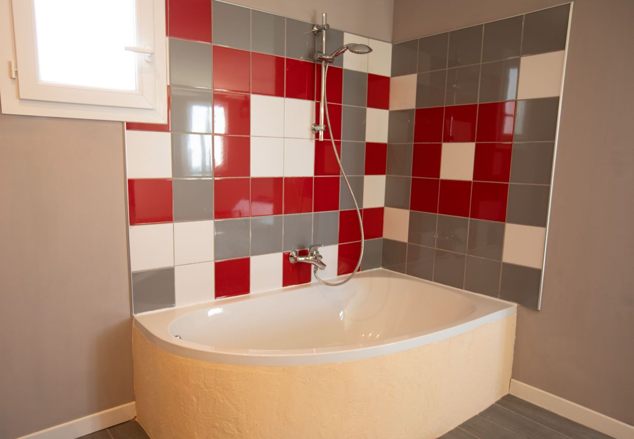 Maison à La Verdière - Villa Amandine 10 personnes